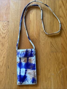 Topshop Blue and Cream Tie-Dye Leather Crossbody Phone Pouch with Strap